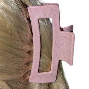 🍁 3/$15 Eco Friendly Rectangle Hair Clip